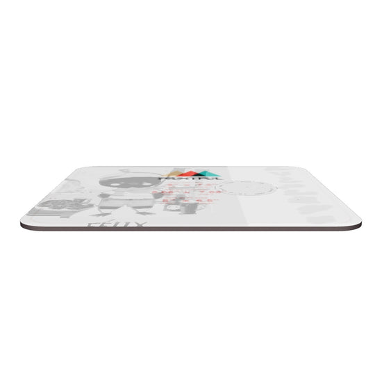 Tapis de souris : Le début de tout voyage immobile — Stray Kids, la lumière qui guide dans l’invisible.