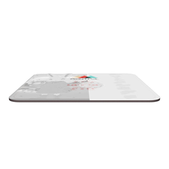 Tapis de souris : Le point d’ancrage dans un monde fluide — Stray Kids, la voix intérieure du mouvement.